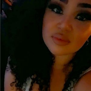 Meet your Posher, Brandy